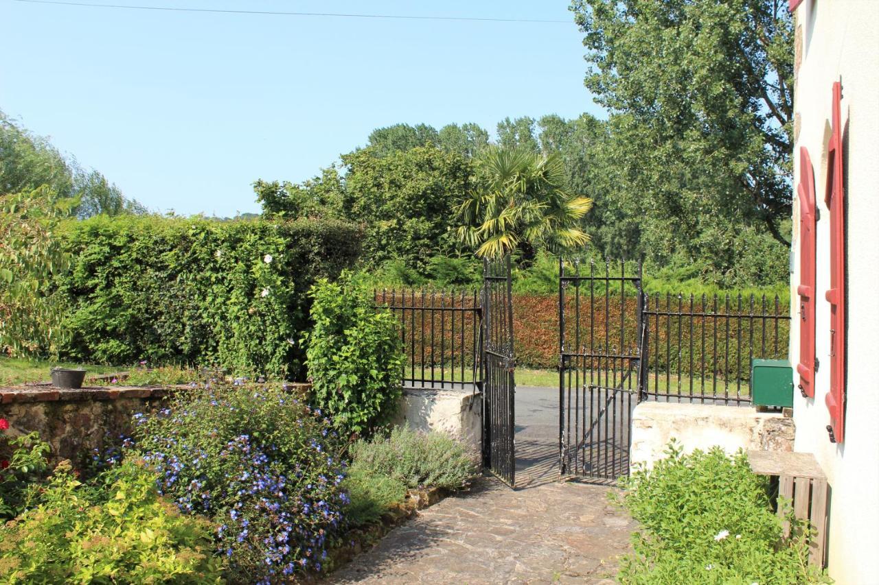 La Maison Du Passeur Availles-Limouzine 外观 照片